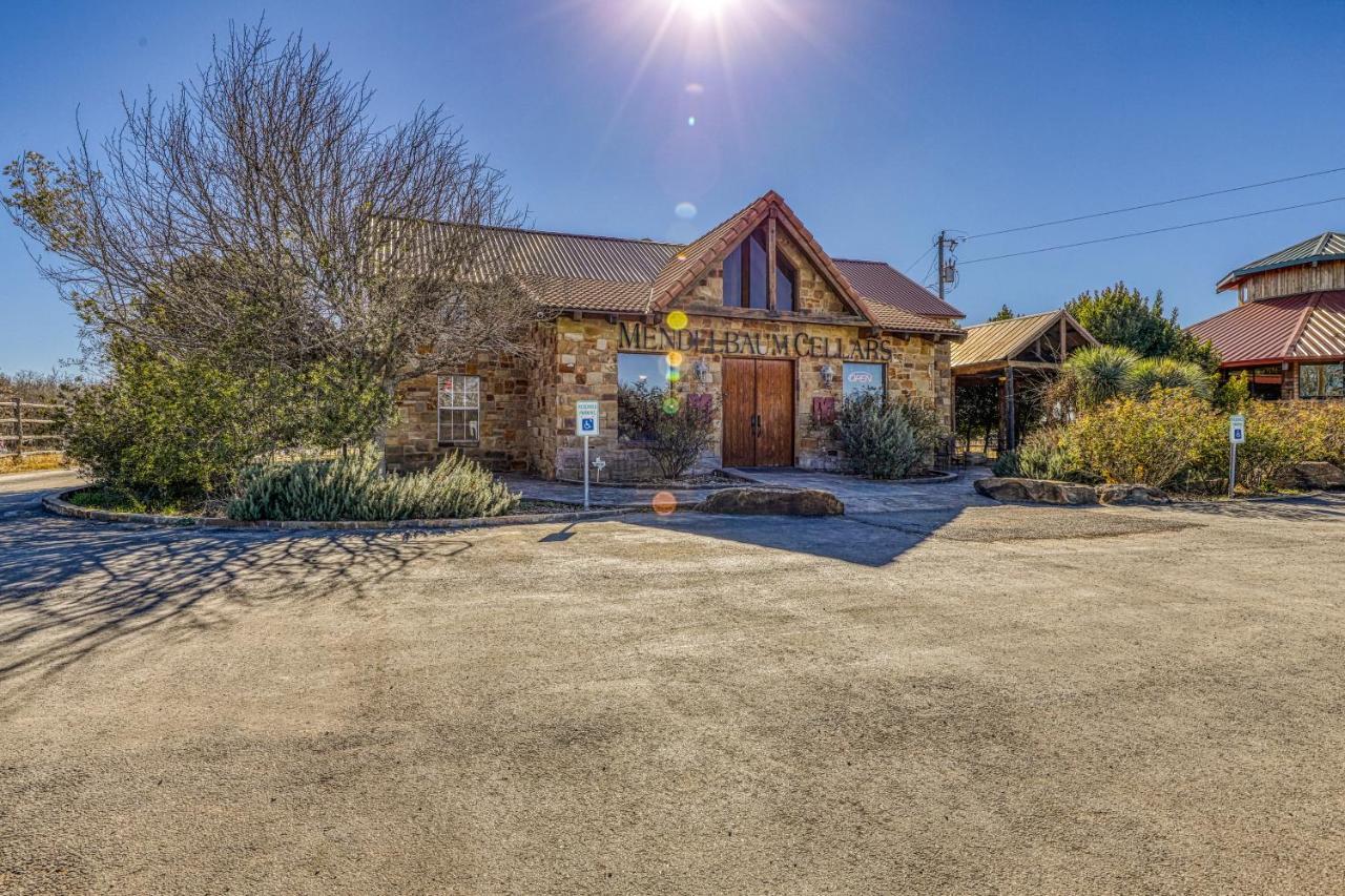 The Pecan @ Mendelbaum Winery Guest Cabins Villa Fredericksburg Eksteriør bilde